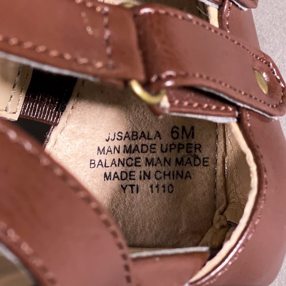 NWT Nine & Co. Brown Heels With Two Straps And Zipper Closure In Back Size 6M - Picture 11 of 13